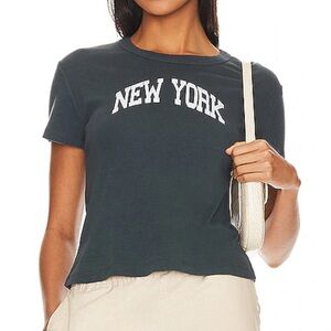 New York Tee in Vintage Black